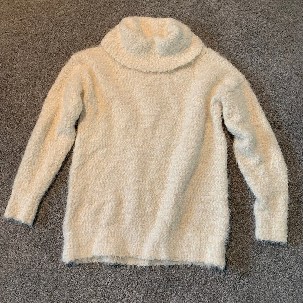 Forever 21 Super Cozy Size Large Sweater